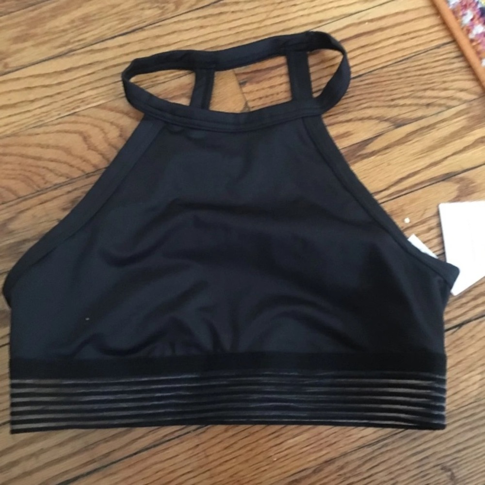 Sports bra